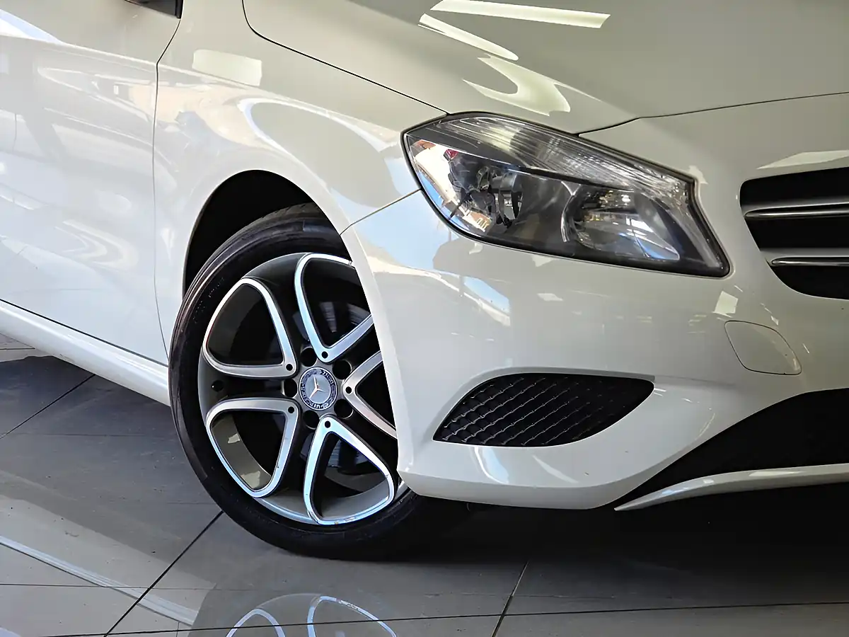 Used 2014 Mercedes-Benz a-Class Sport White - Interior and Exterior details 15
