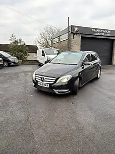 Used 2014 Mercedes-Benz B Class B180 Black - Interior and Exterior details 3