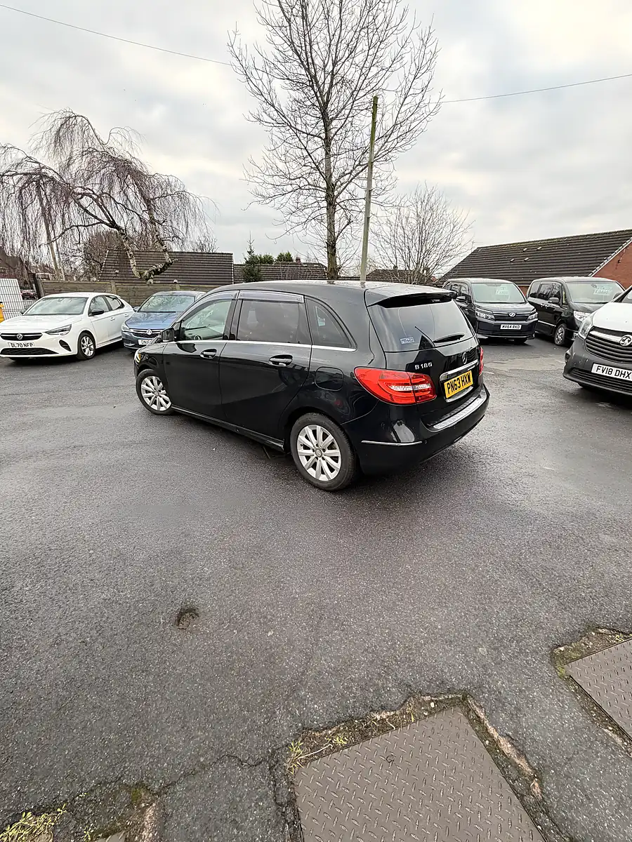 Used 2014 Mercedes-Benz B Class B180 Black - Interior and Exterior details 5