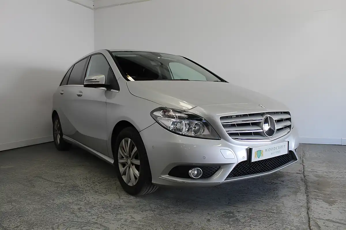 Used 2014 Mercedes-Benz B Class Se Silver - Front View