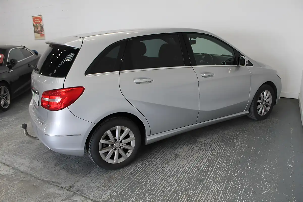 Used 2014 Mercedes-Benz B Class Se Silver - Interior and Exterior details 8