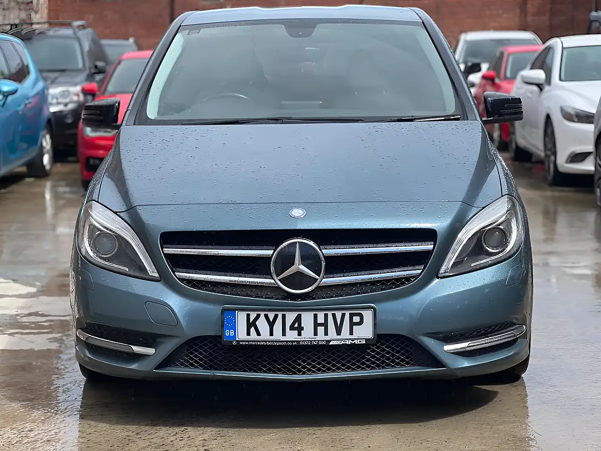 Used 2014 Mercedes-Benz B Class Sport Blue - Front View