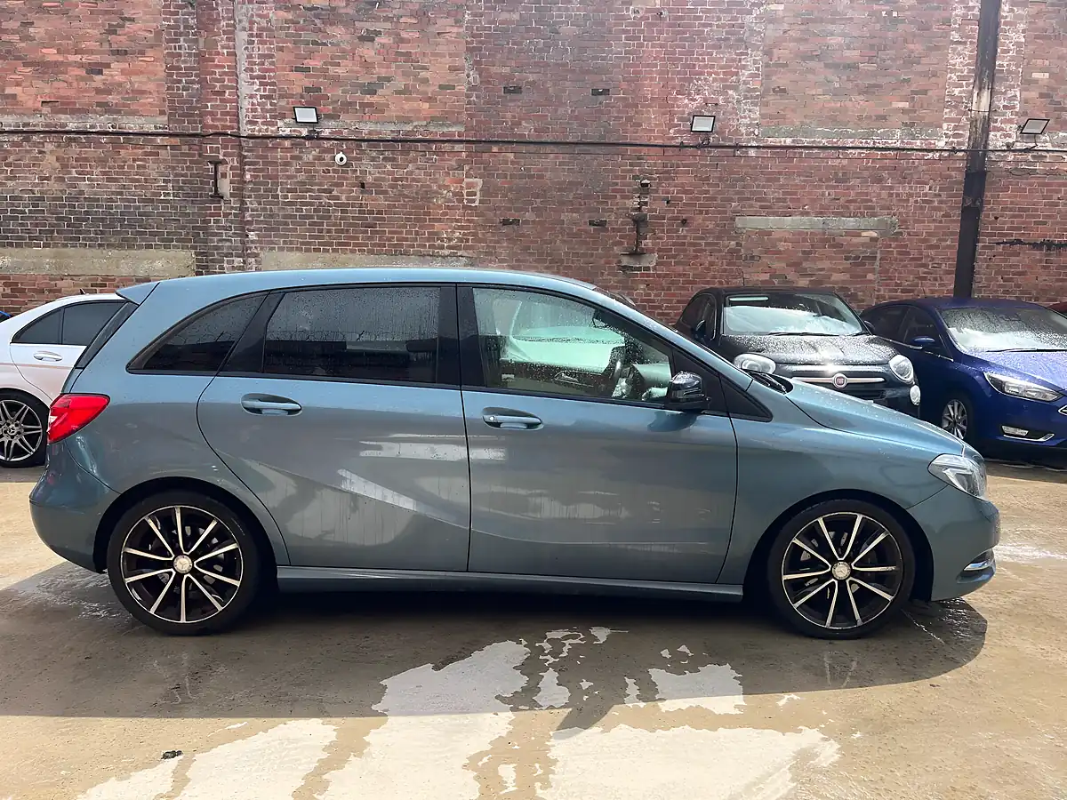 Used 2014 Mercedes-Benz B Class Sport Blue - Interior and Exterior details 6