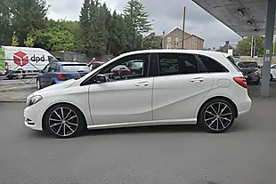 Used 2014 Mercedes-Benz B-Class Sport Cirrus White - Interior and Exterior details 4