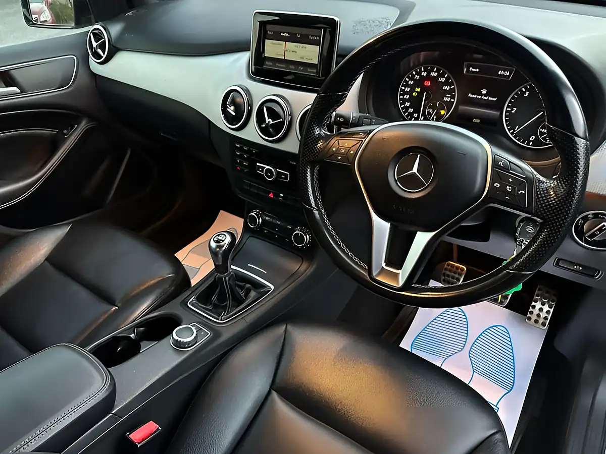 Used 2014 Mercedes-Benz B Class Sport Silver - Interior and Exterior details 2