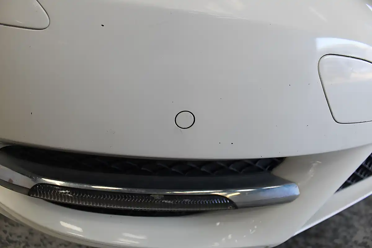 Used 2014 Mercedes-Benz B Class Sport White - Interior and Exterior details 10