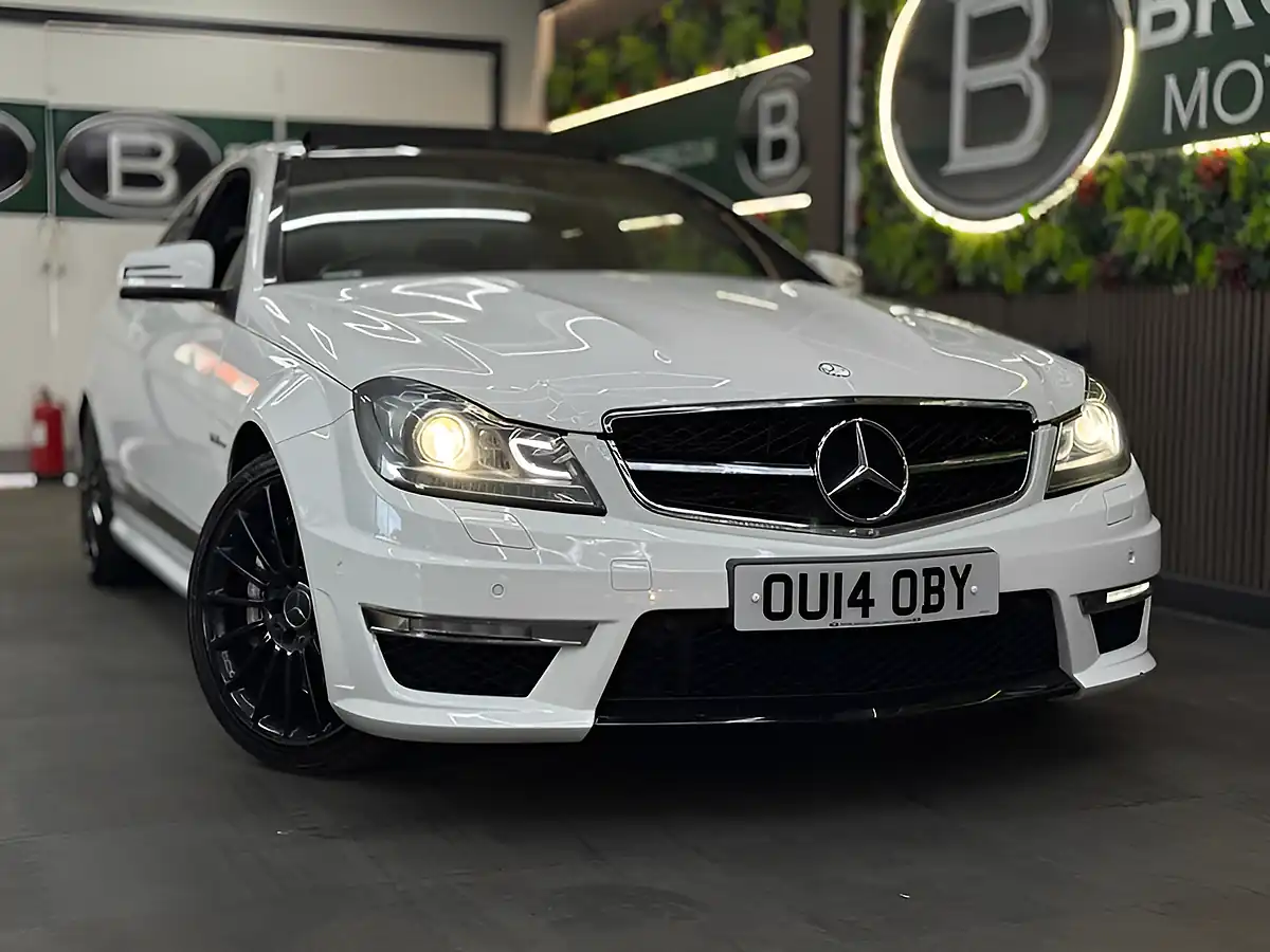 Used 2014 Mercedes-Benz C Class 8X Services & Huge Spec White - Interior and Exterior details 3