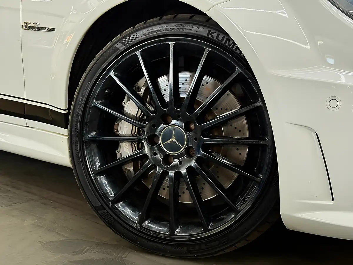 Used 2014 Mercedes-Benz C Class 8X Services & Huge Spec White - Interior and Exterior details 7