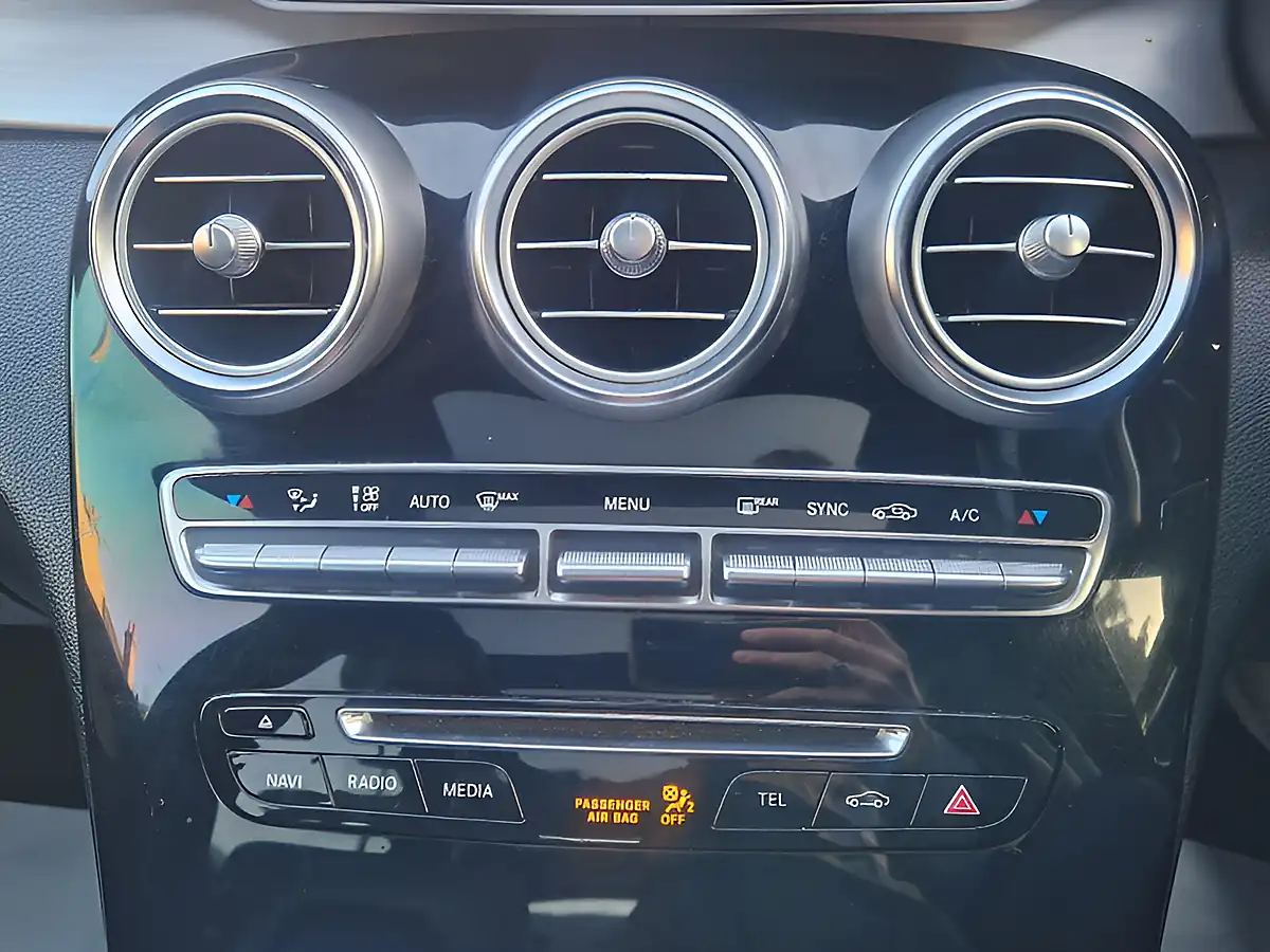 Used 2014 Mercedes-Benz C Class AMG Line (premium) Black - Interior and Exterior details 20
