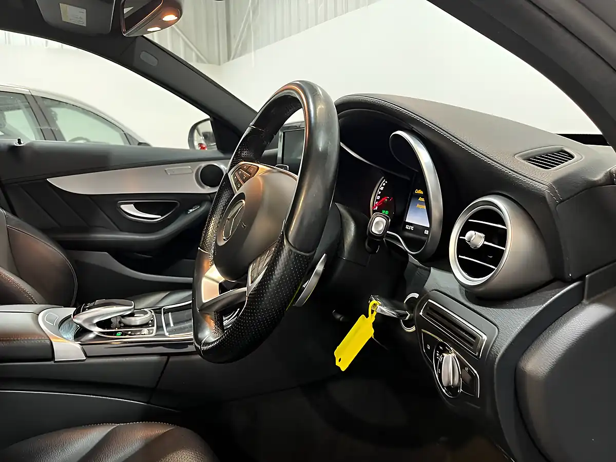 Used 2014 Mercedes-Benz C-Class AMG Line Silver - Interior and Exterior details 18