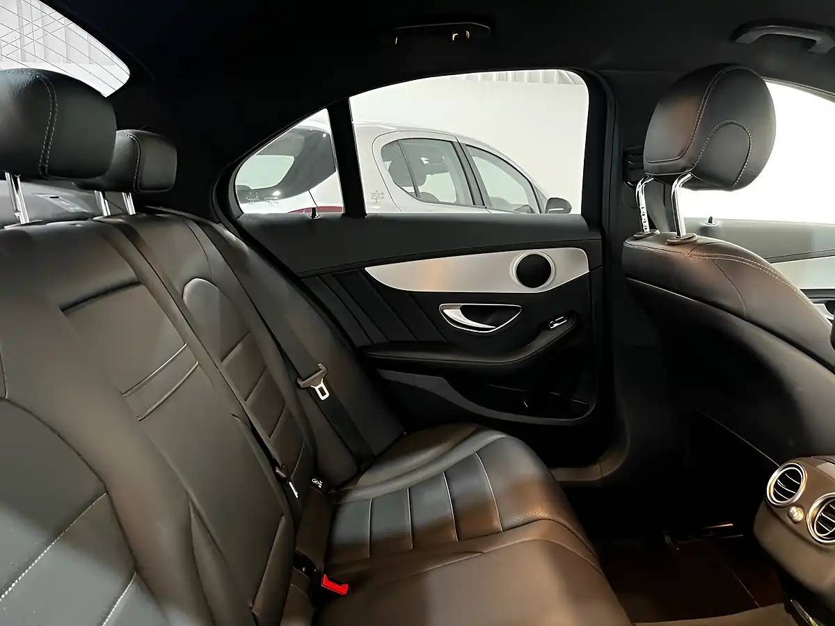 Used 2014 Mercedes-Benz C-Class AMG Line Silver - Interior and Exterior details 20