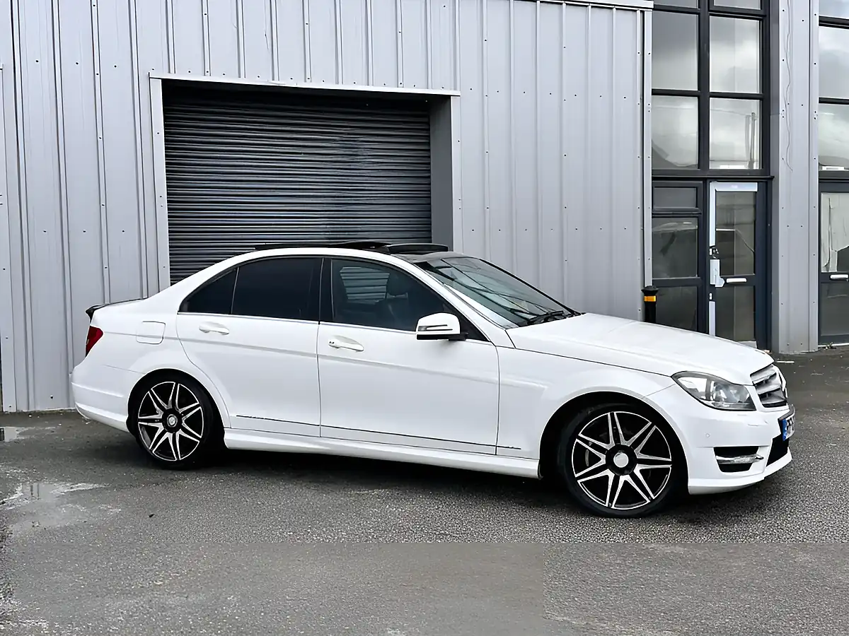 Used 2014 Mercedes-Benz C Class AMG Sport Plus White - Interior and Exterior details 20