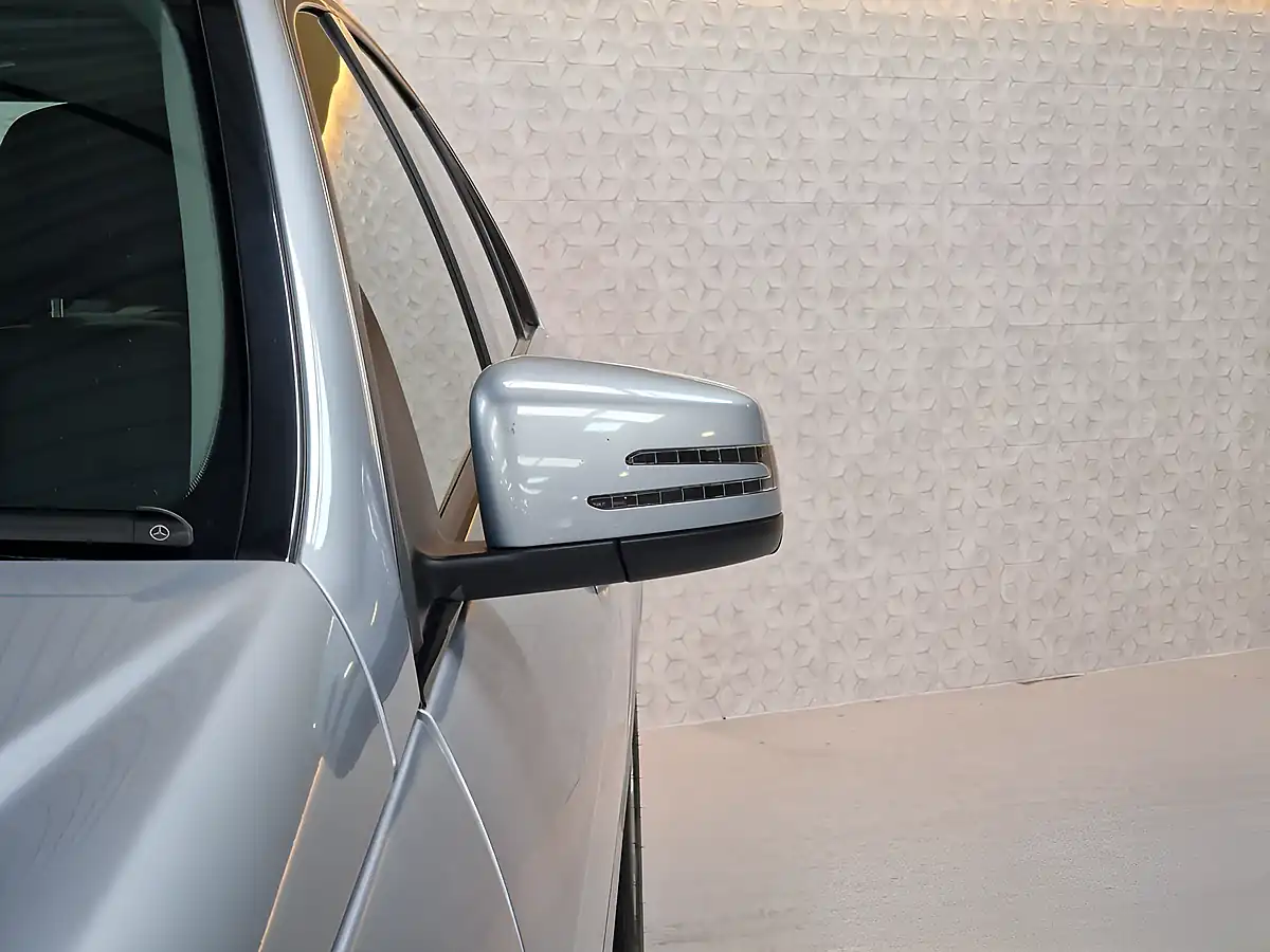 Used 2014 Mercedes-Benz C-Class Executive Se Diamond Silver - Interior and Exterior details 18