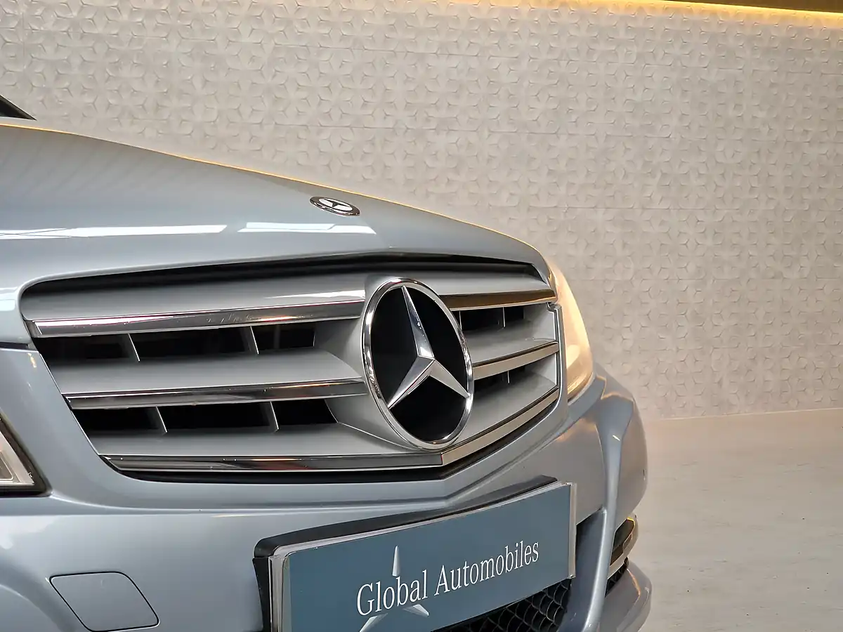 Used 2014 Mercedes-Benz C-Class Executive Se Diamond Silver - Interior and Exterior details 19