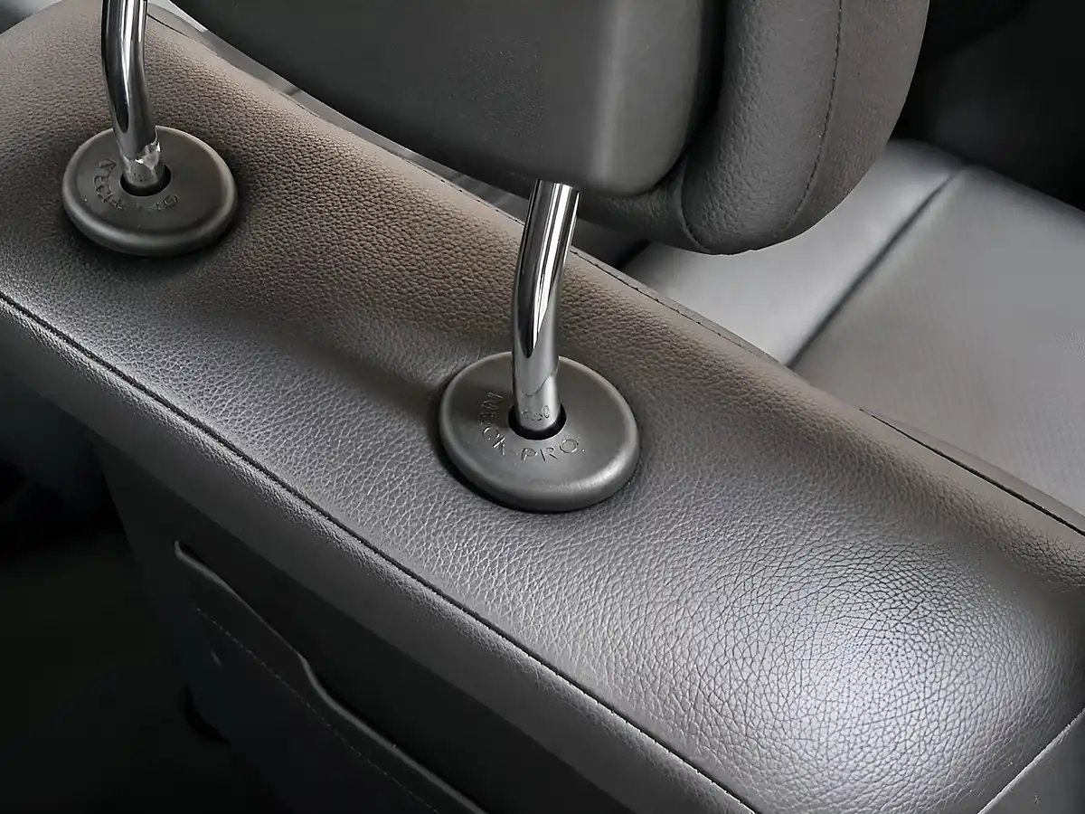 Used 2014 Mercedes-Benz C Class Executive Se Iridium Silver - Interior and Exterior details 15