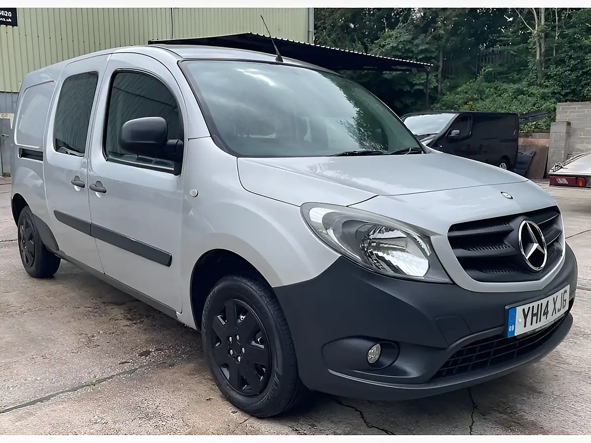 Used 2014 Mercedes-Benz Citan Crew Van L3 Silver - Interior and Exterior details 2