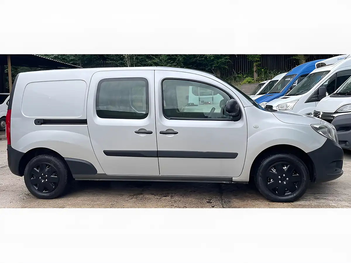 Used 2014 Mercedes-Benz Citan Crew Van L3 Silver - Interior and Exterior details 5