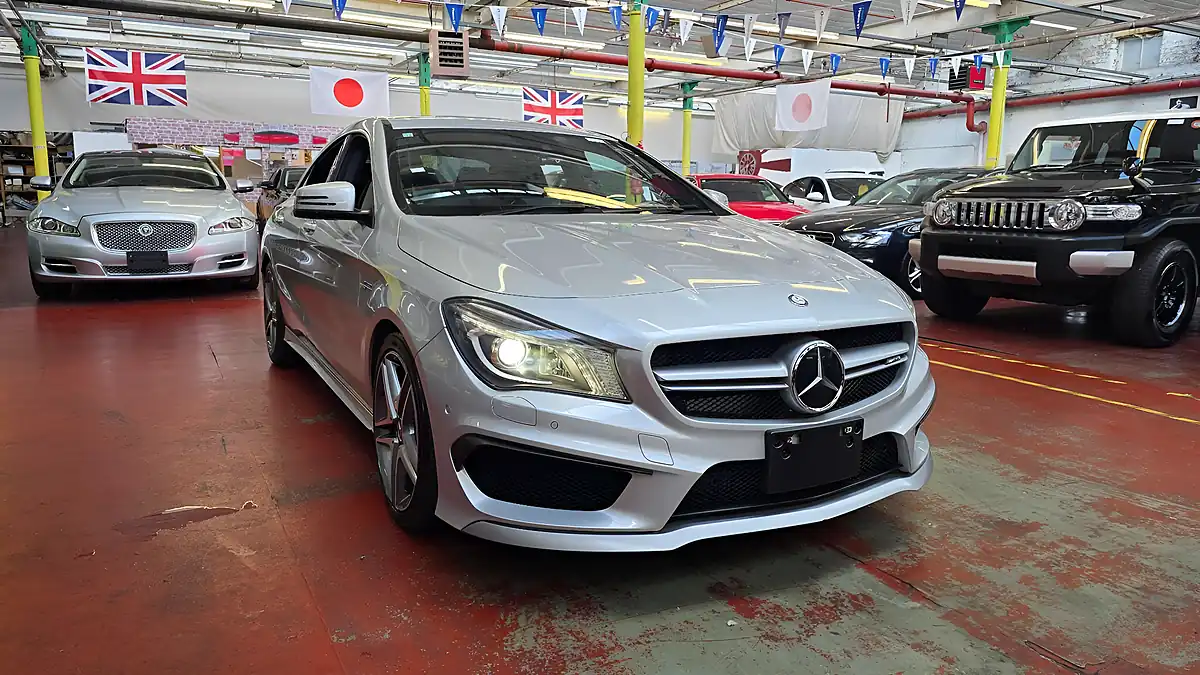 Used 2014 Mercedes-Benz Cla AMG Coupe Silver - Interior and Exterior details 16