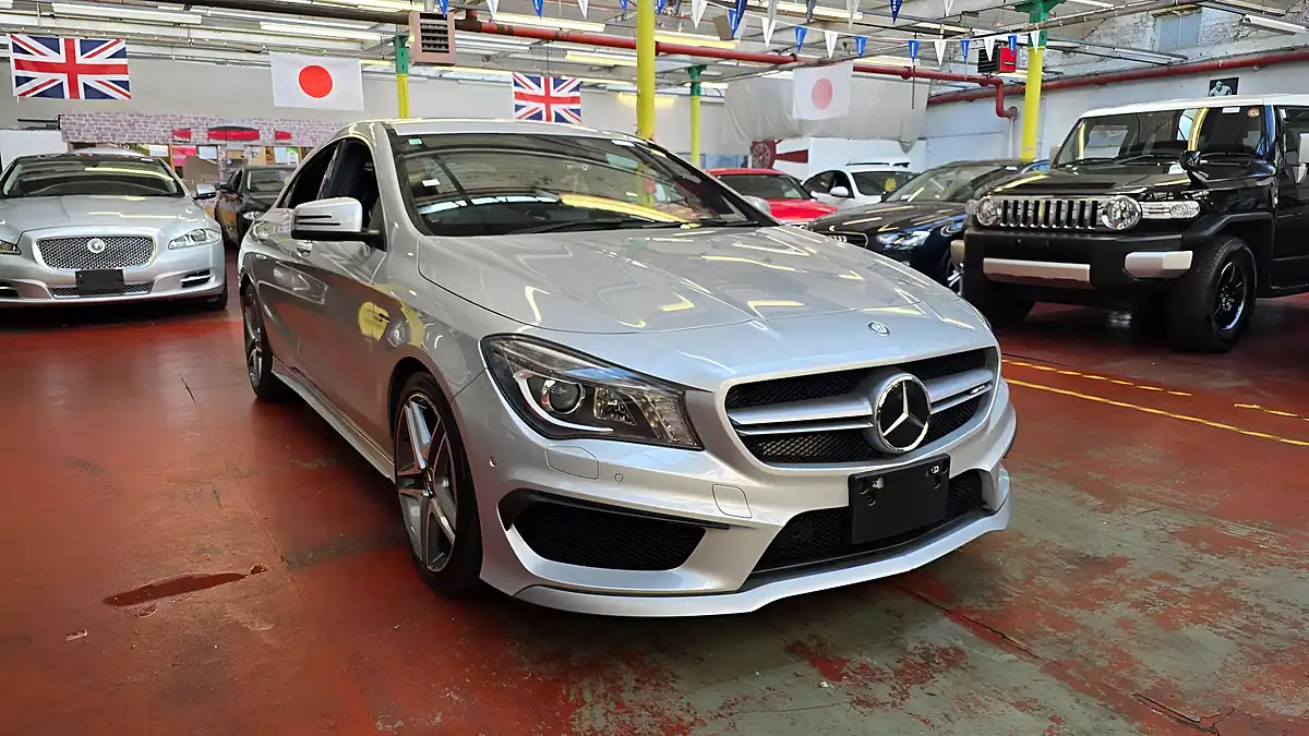 Used 2014 Mercedes-Benz Cla AMG Coupe Silver - Interior and Exterior details 17