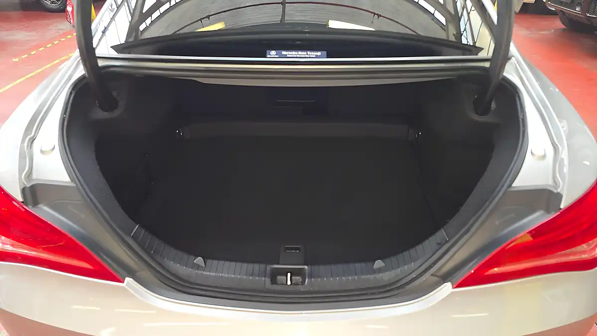 Used 2014 Mercedes-Benz Cla AMG Coupe Silver - Interior and Exterior details 19