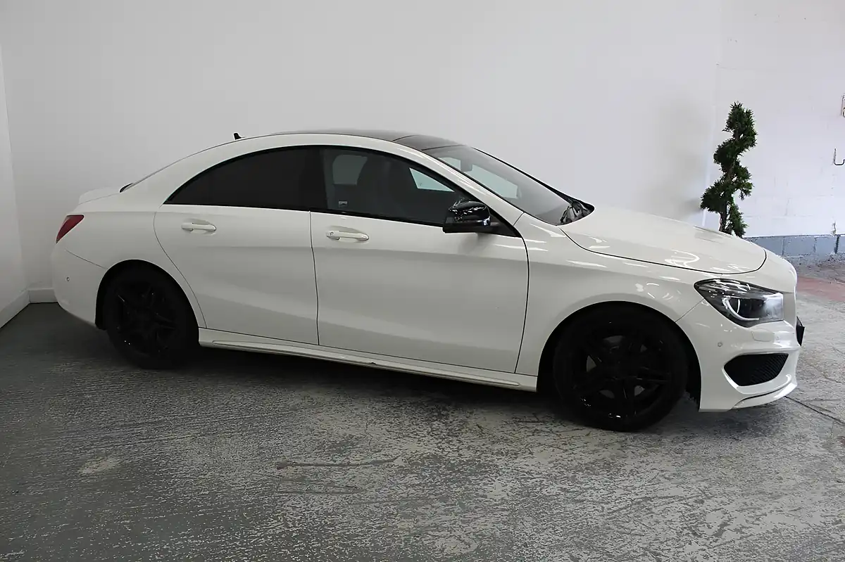 Used 2014 Mercedes-Benz Cla AMG Sport White - Interior and Exterior details 3