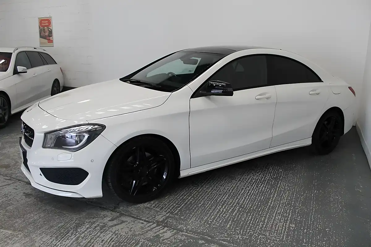 Used 2014 Mercedes-Benz Cla AMG Sport White - Interior and Exterior details 4
