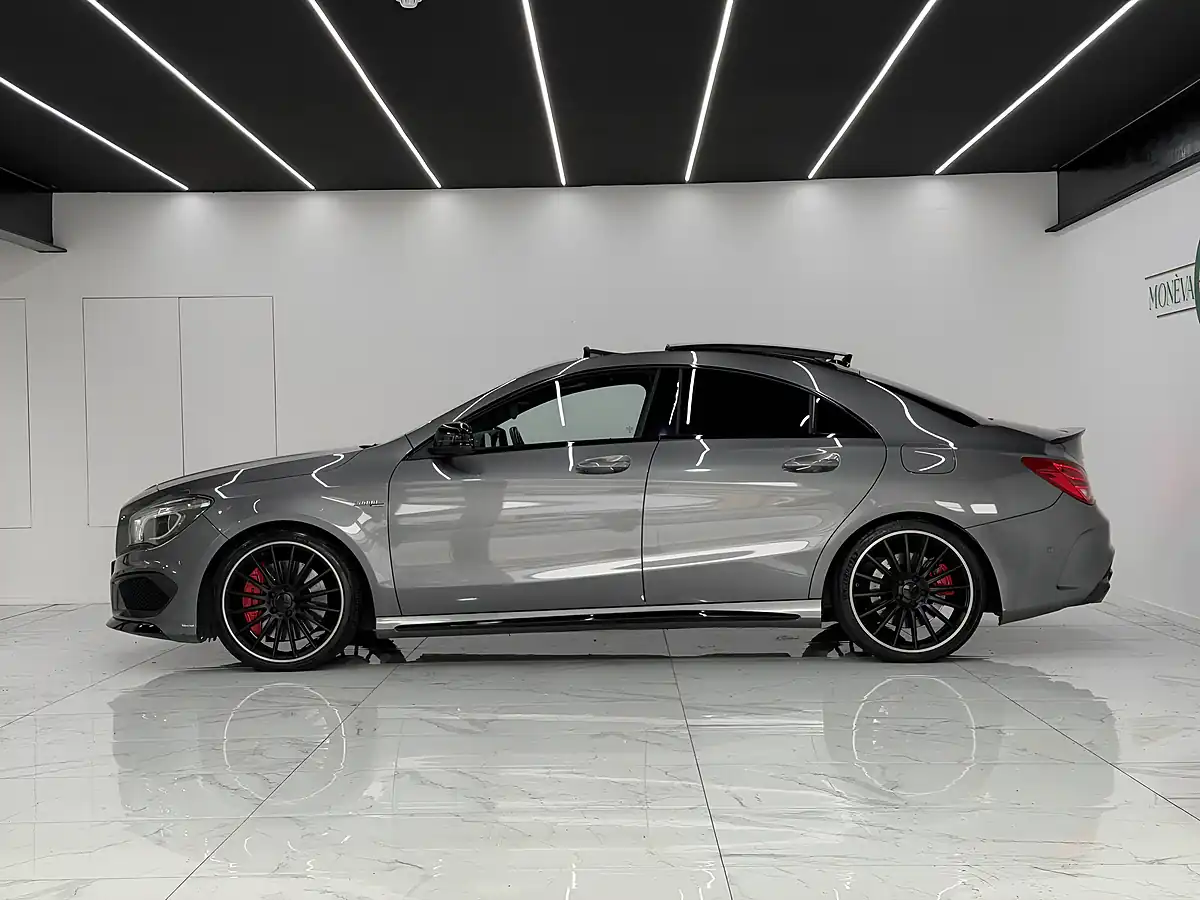 Used 2014 Mercedes-Benz Cla CLA45 AMG Grey - Interior and Exterior details 4