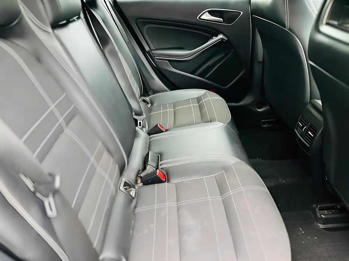 Used 2014 Mercedes-Benz Cla Sport Black - Interior and Exterior details 13