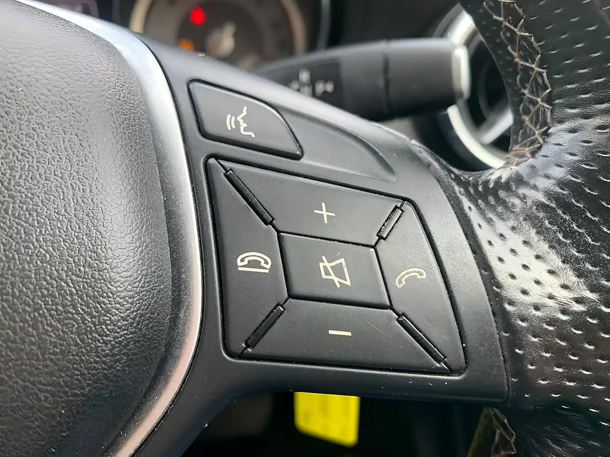 Used 2014 Mercedes-Benz Cla Sport Silver - Interior and Exterior details 13