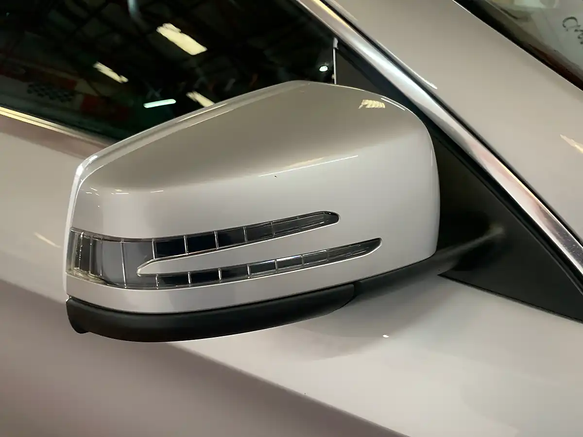 Used 2014 Mercedes-Benz Cla Sport Silver - Interior and Exterior details 19