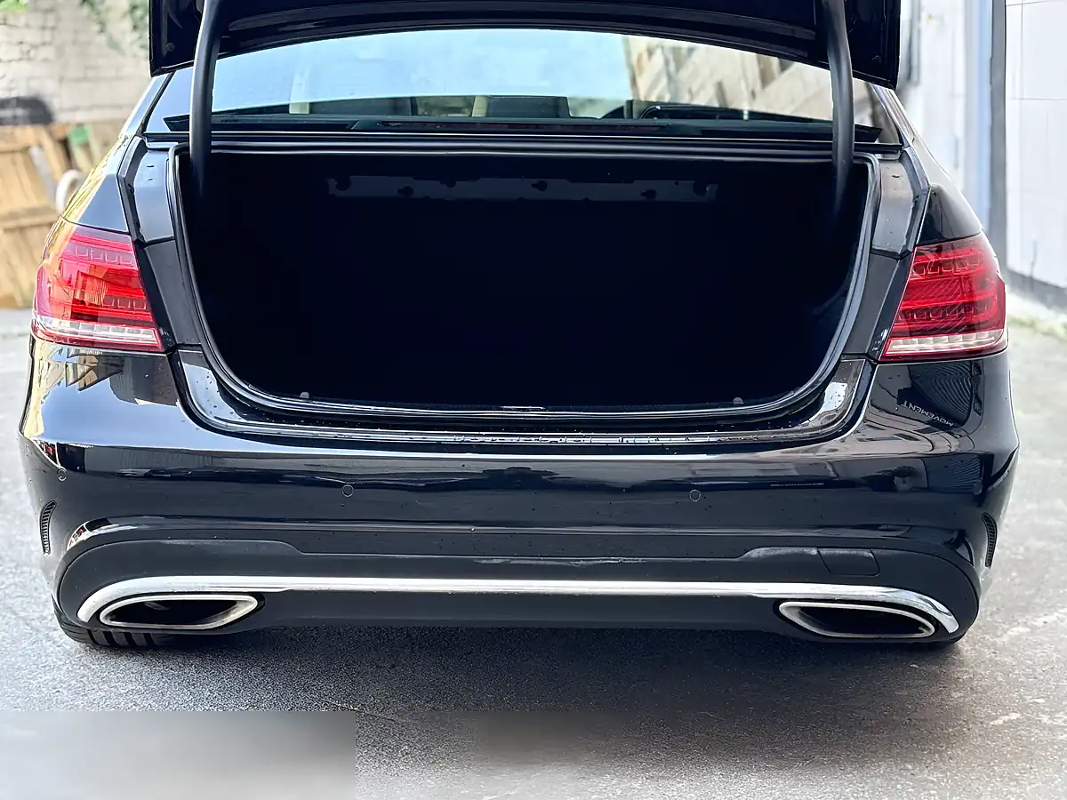 Used 2014 Mercedes-Benz E Class AMG Sport Black - Interior and Exterior details 10