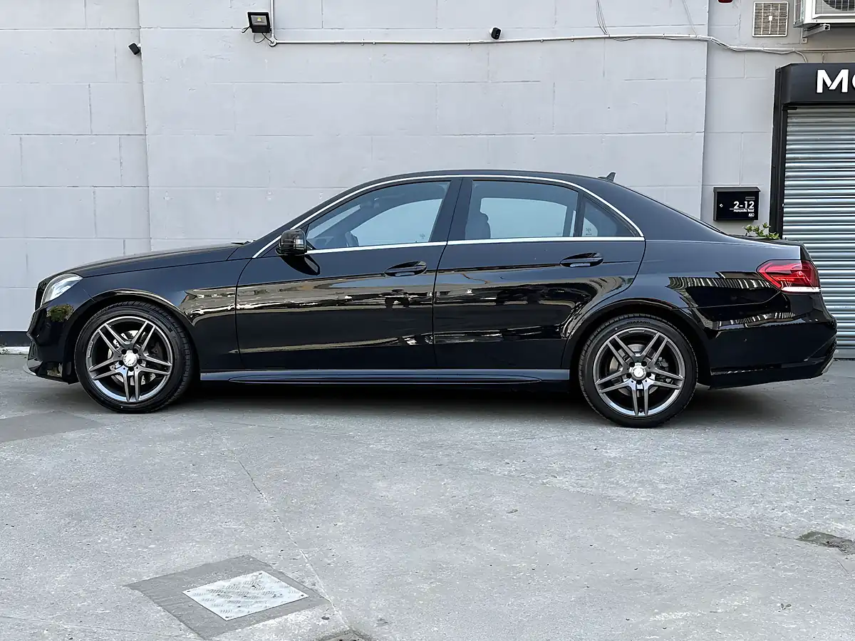 Used 2014 Mercedes-Benz E Class AMG Sport Black - Interior and Exterior details 6