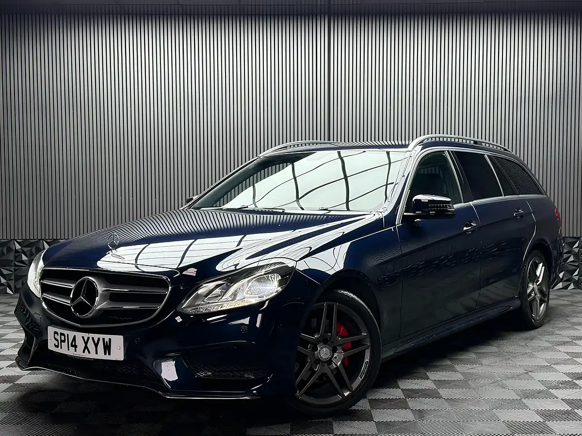 Used 2014 Mercedes-Benz E Class AMG Sport Blue - Interior and Exterior details 9