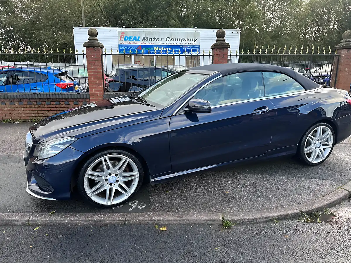 Used 2014 Mercedes-Benz E Class AMG Sport Cabriolet Blue - Interior and Exterior details 13