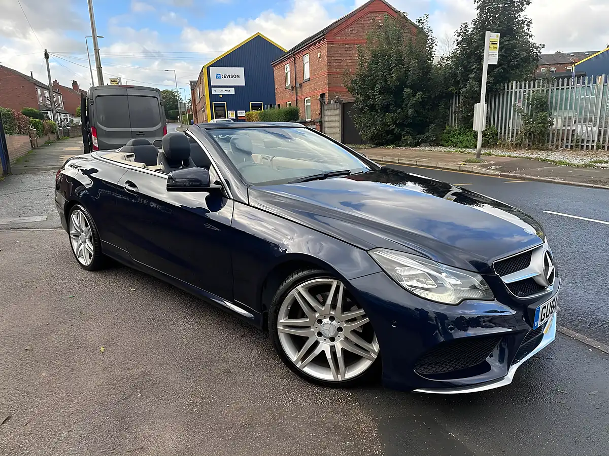 Used 2014 Mercedes-Benz E Class AMG Sport Cabriolet Blue - Interior and Exterior details 9
