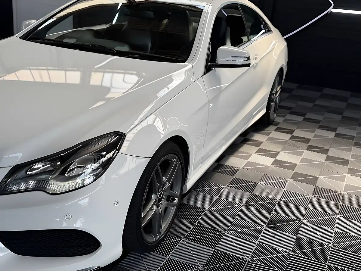 Used 2014 Mercedes-Benz E-Class AMG Sport Glacier White - Interior and Exterior details 20