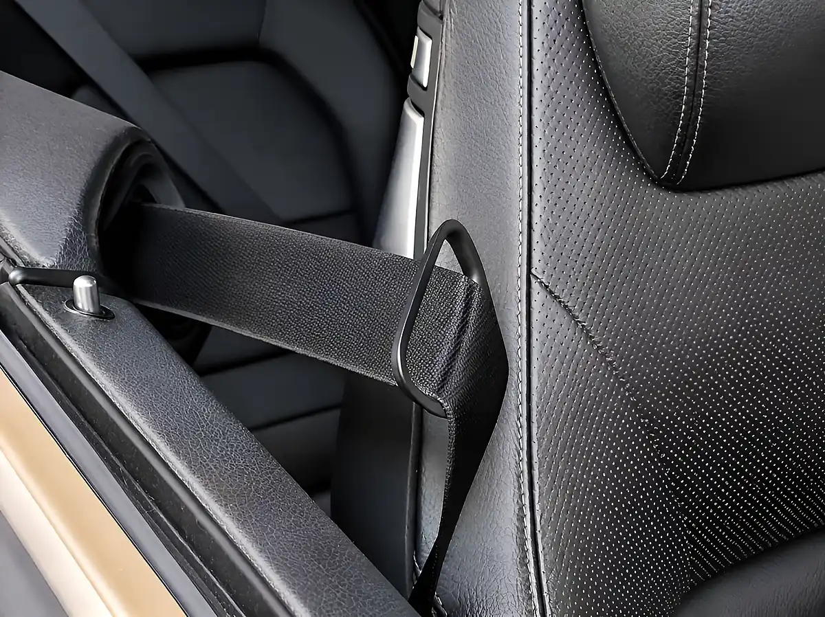 Used 2014 Mercedes-Benz E-Class AMG Sport Palladium Silver Metallic - Interior and Exterior details 12