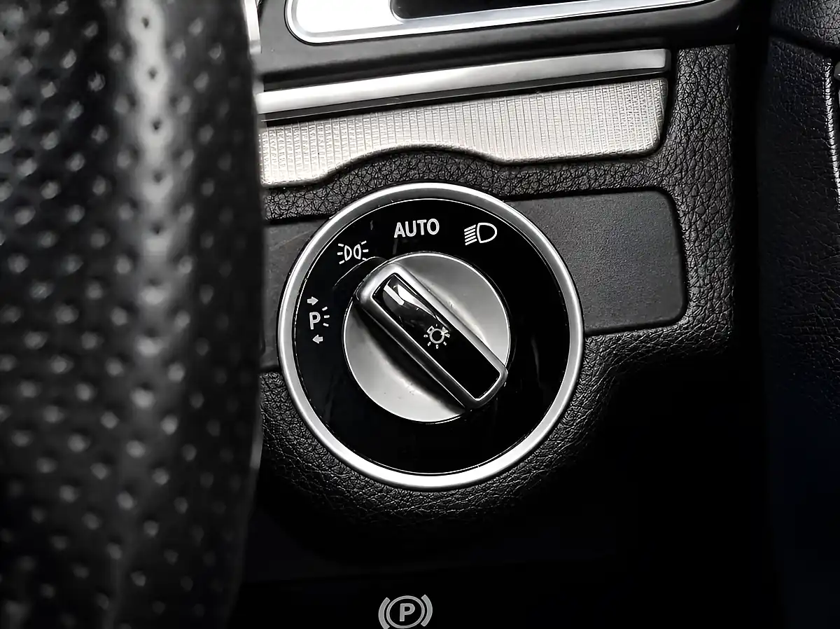 Used 2014 Mercedes-Benz E-Class AMG Sport Palladium Silver Metallic - Interior and Exterior details 18