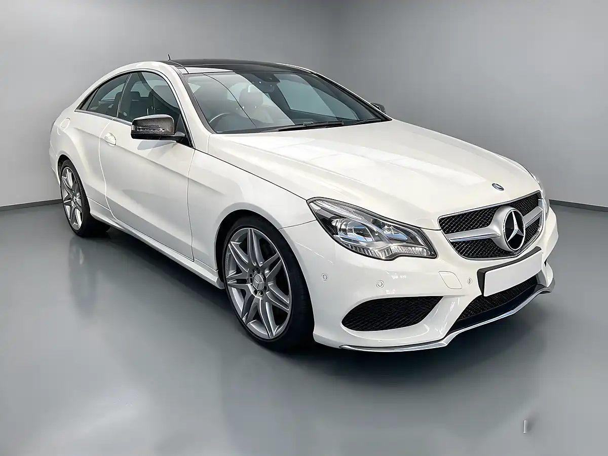 Used 2014 Mercedes-Benz E Class AMG Sport White - Interior and Exterior details 3