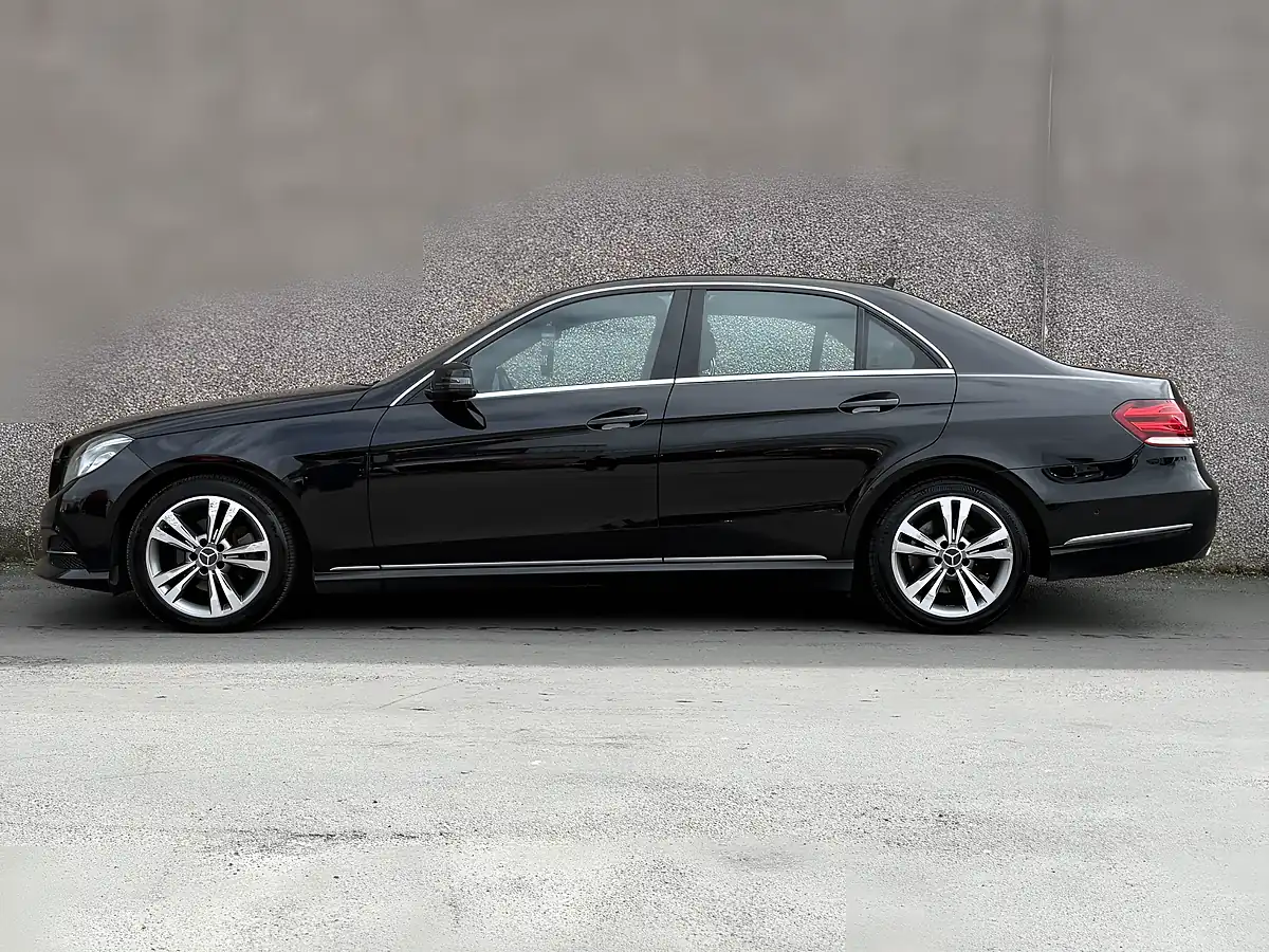 Used 2014 Mercedes-Benz E Class Se Black - Interior and Exterior details 2