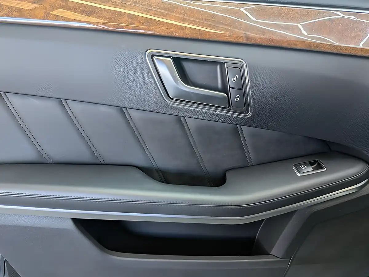 Used 2014 Mercedes-Benz E Class Se Black - Interior and Exterior details 18