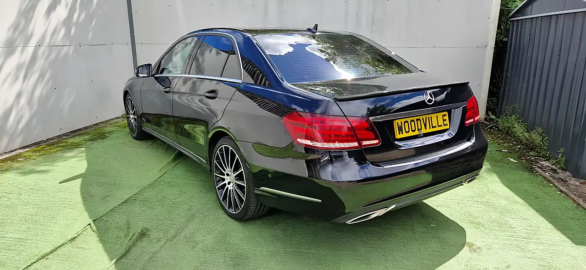 Used 2014 Mercedes-Benz E-Class Se Black - Interior and Exterior details 10