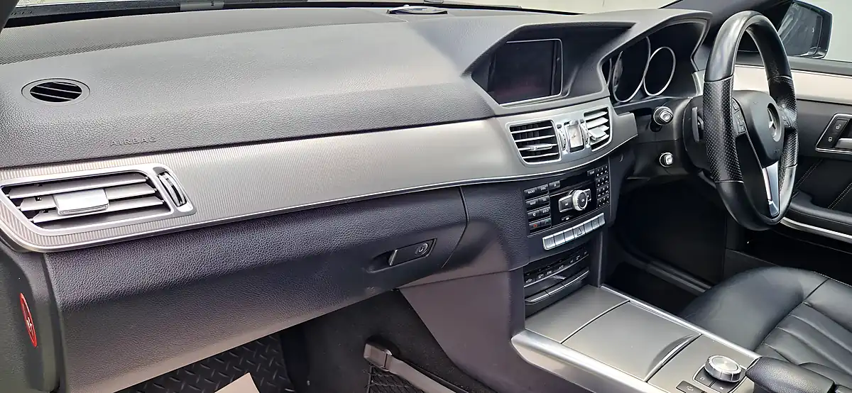 Used 2014 Mercedes-Benz E-Class Se Black - Interior and Exterior details 14