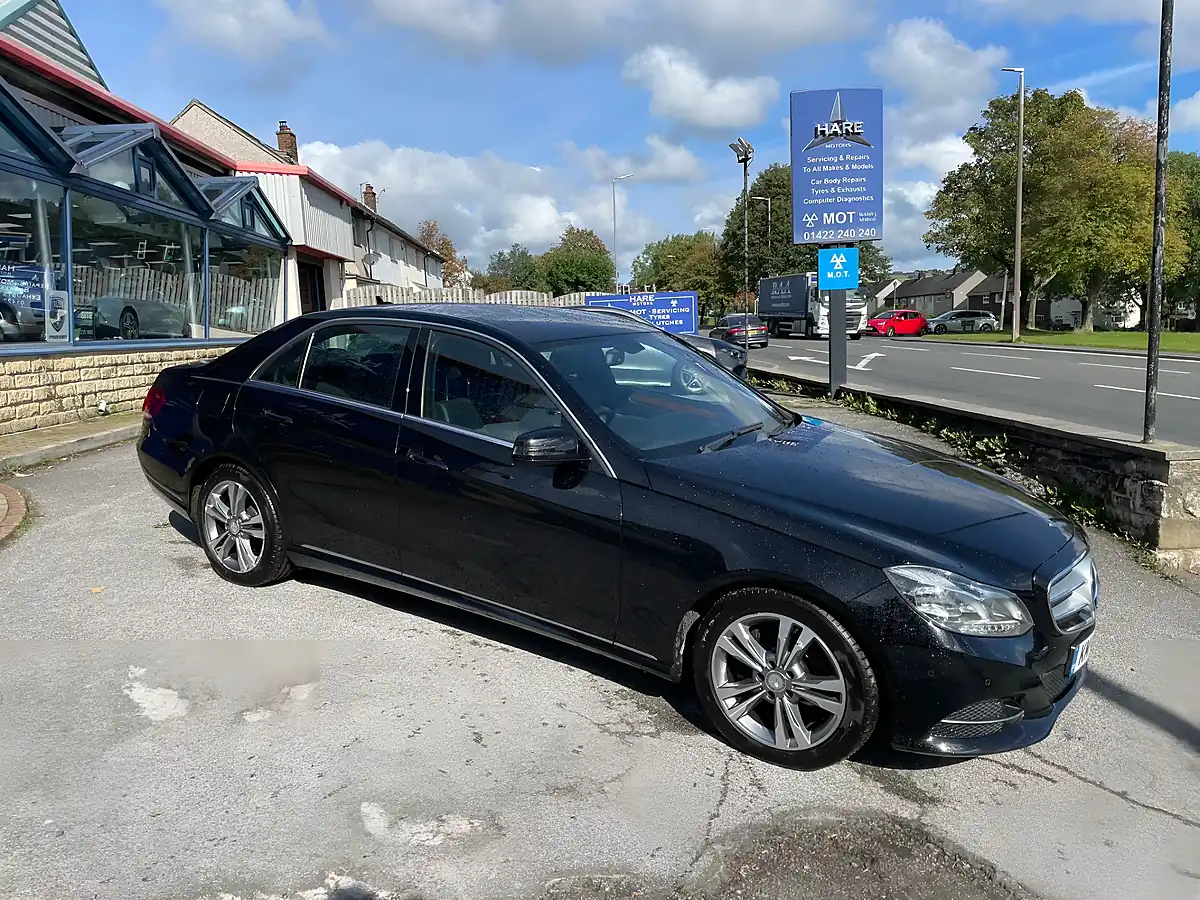 Used 2014 Mercedes-Benz E Class Se Black - Interior and Exterior details 9