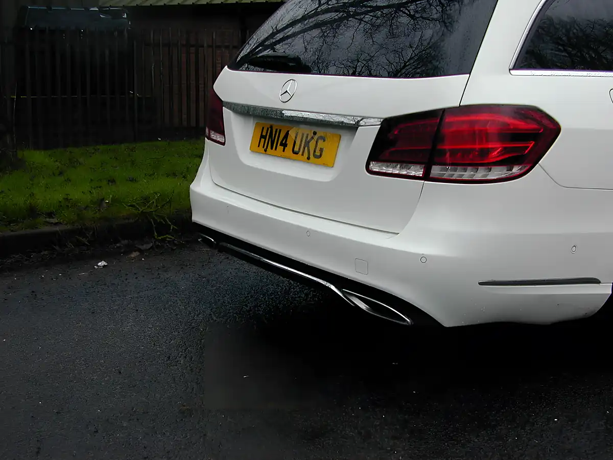Used 2014 Mercedes-Benz E Class Se White - Interior and Exterior details 9