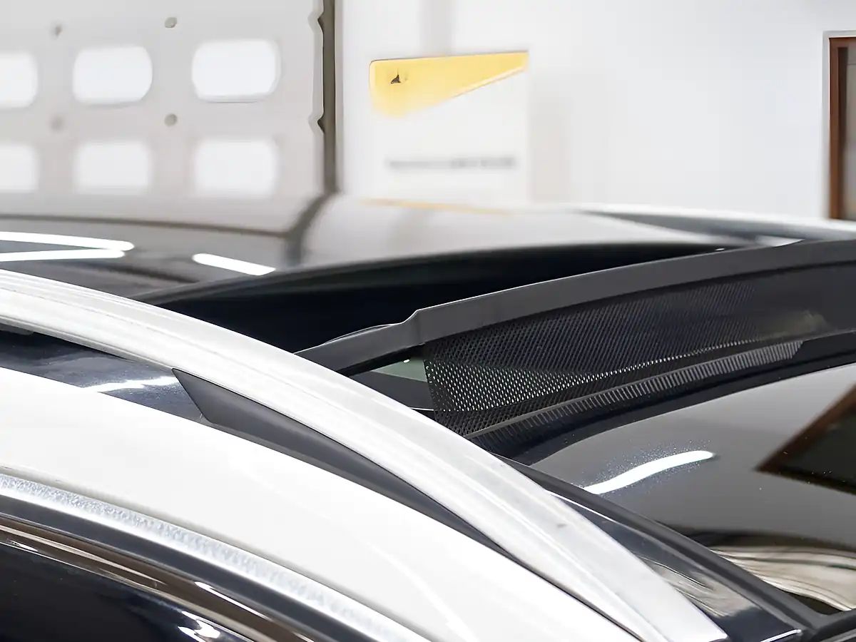 Used 2014 Mercedes-Benz E Class Se White - Interior and Exterior details 16