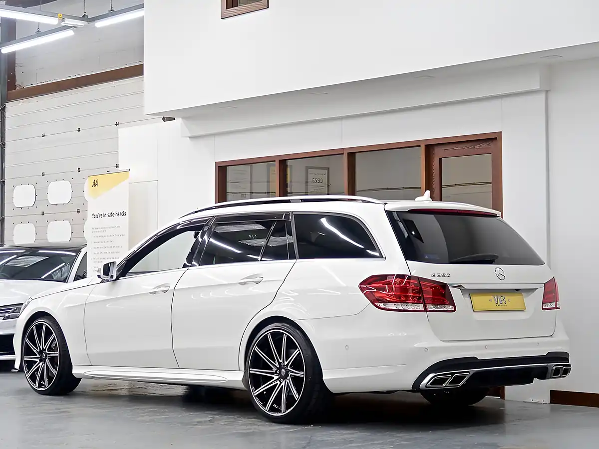 Used 2014 Mercedes-Benz E Class Se White - Interior and Exterior details 3
