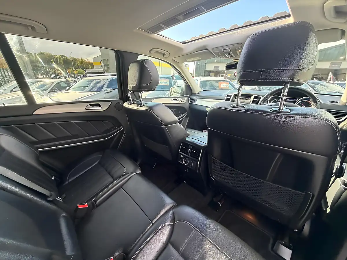 Used 2014 Mercedes-Benz Gl Class AMG Sport Silver - Interior and Exterior details 14