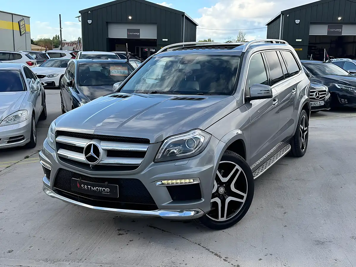 Used 2014 Mercedes-Benz Gl Class AMG Sport Silver - Interior and Exterior details 5