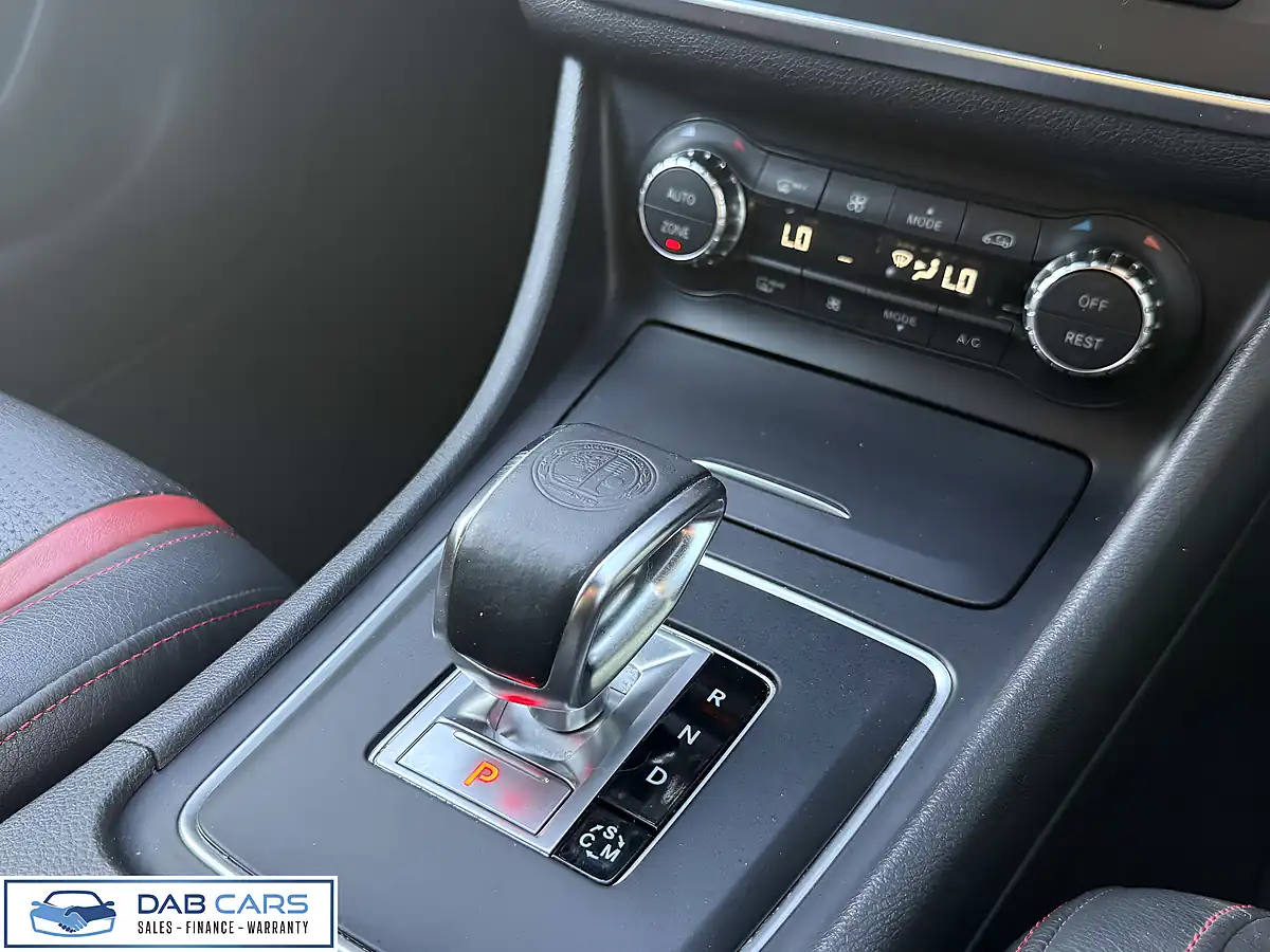 Used 2014 Mercedes-Benz Gla AMG Black - Interior and Exterior details 8